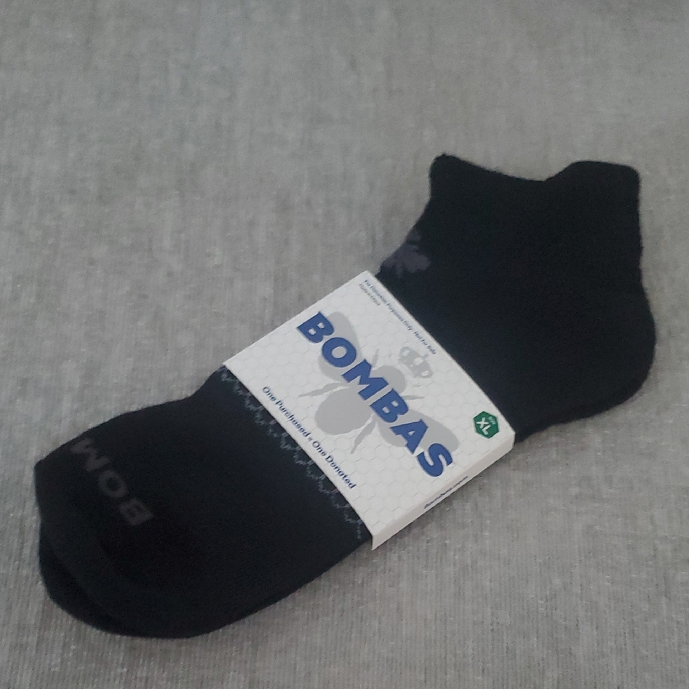 Bombas XL Black Ankle Socks NWT